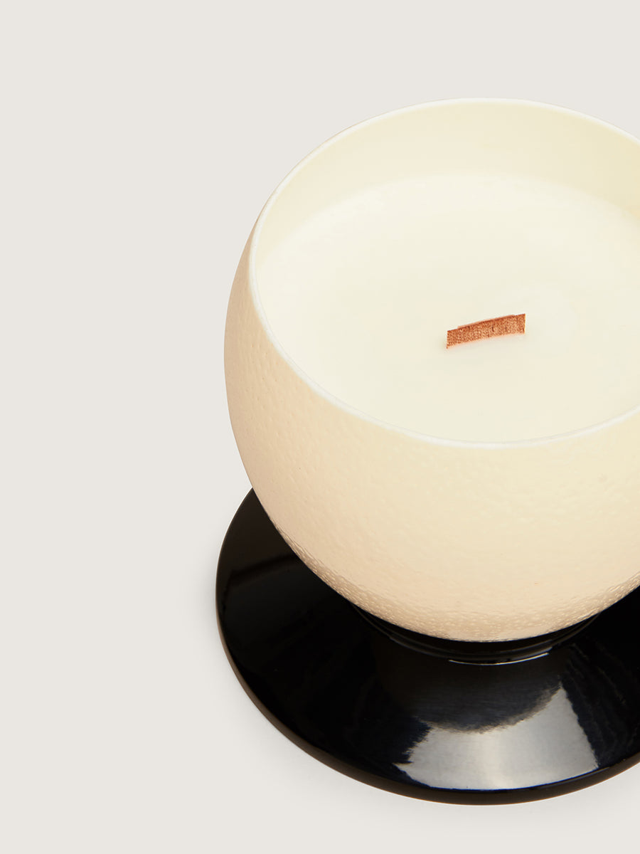 Ostrich Egg Candle Coastal - Petitgrain & Lavender - Black